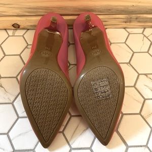 Michael Michael Kors Woman's Mk-flex Mid Pump Coral Reef Patent Heels size 7